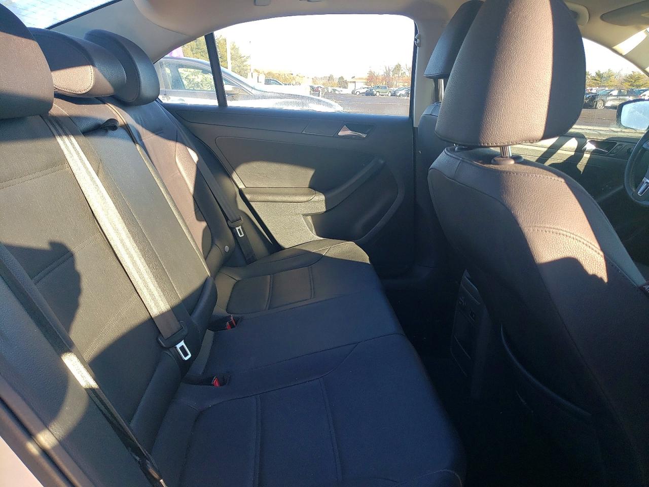 2012 VOLKSWAGEN JETTA SE photo 10