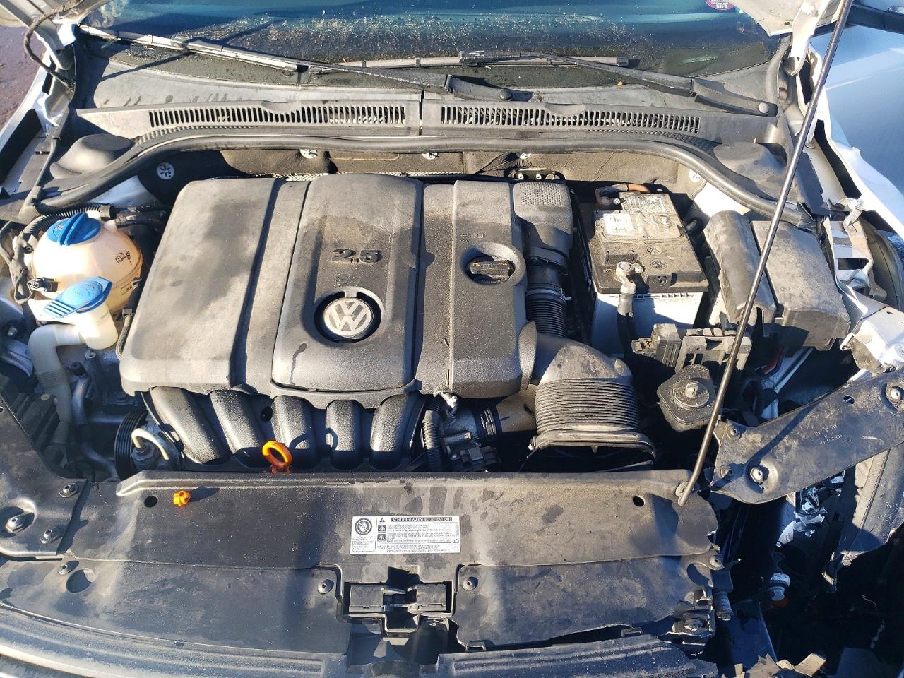 2012 VOLKSWAGEN JETTA SE photo 11