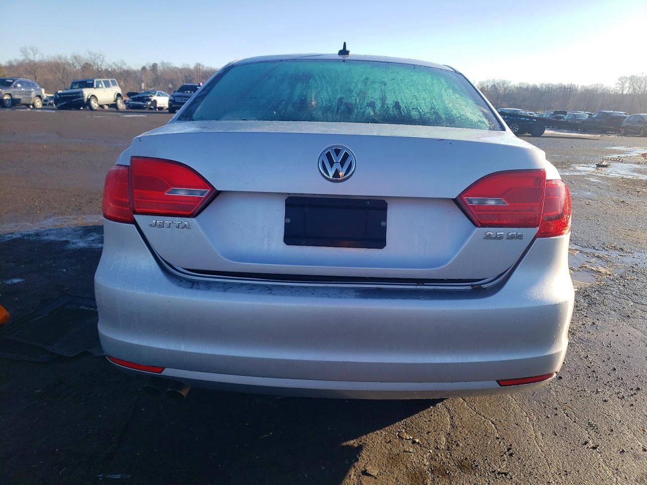 2012 VOLKSWAGEN JETTA SE photo 6