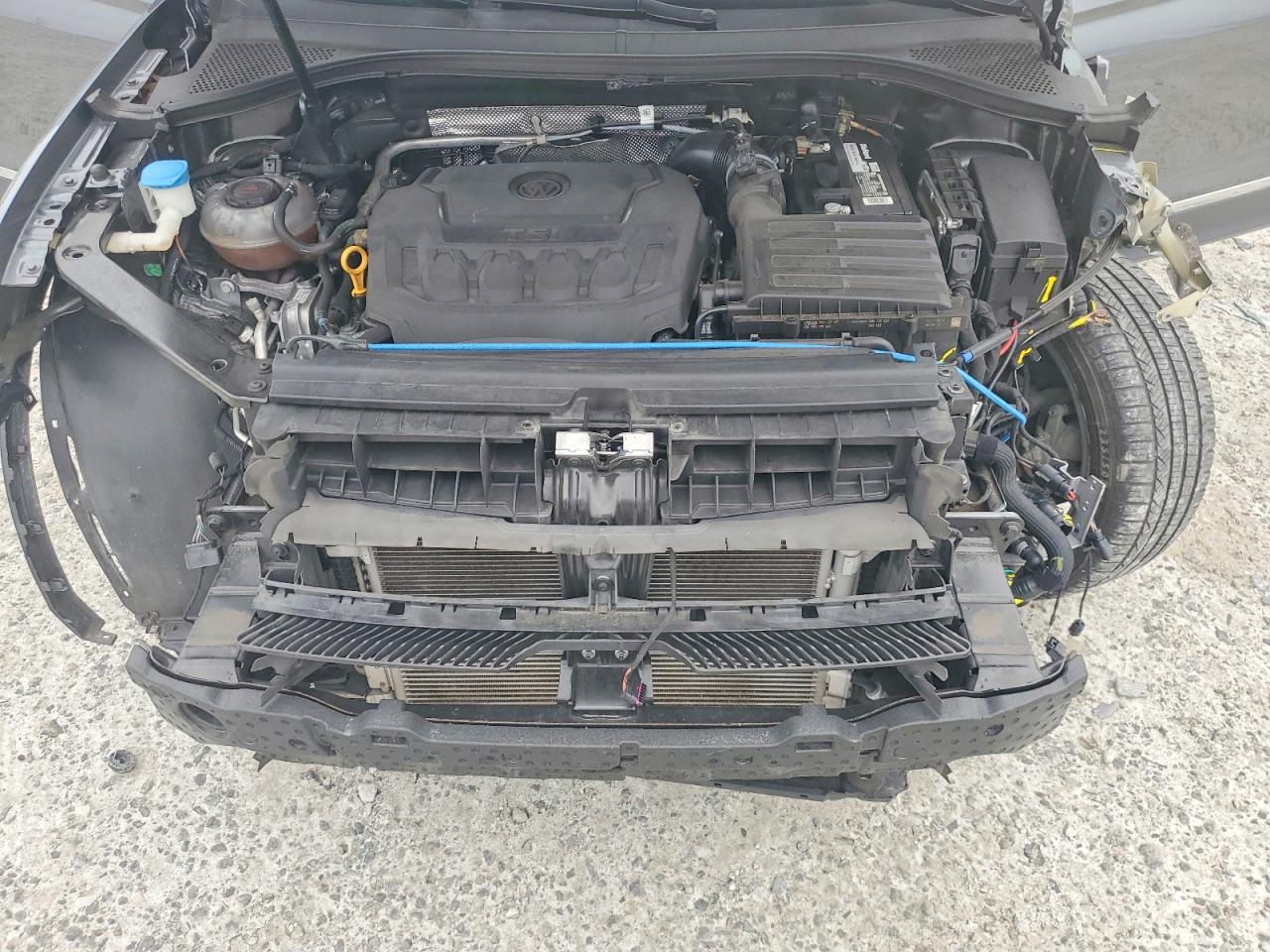 2021 VOLKSWAGEN TIGUAN SE photo 12