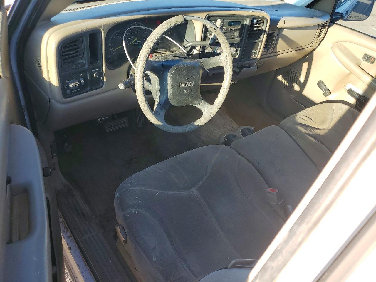 2001 GMC NEW SIERRA C1500 photo 8