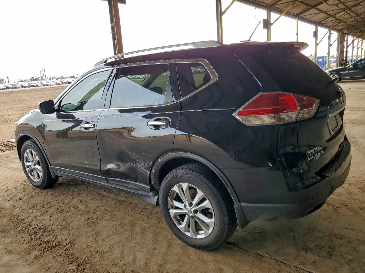 2014 NISSAN ROGUE S photo 2