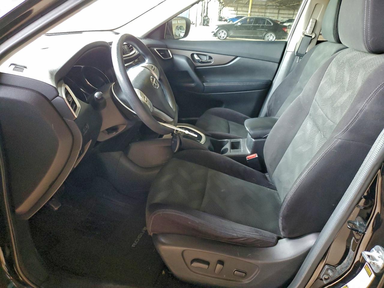 2014 NISSAN ROGUE S photo 7