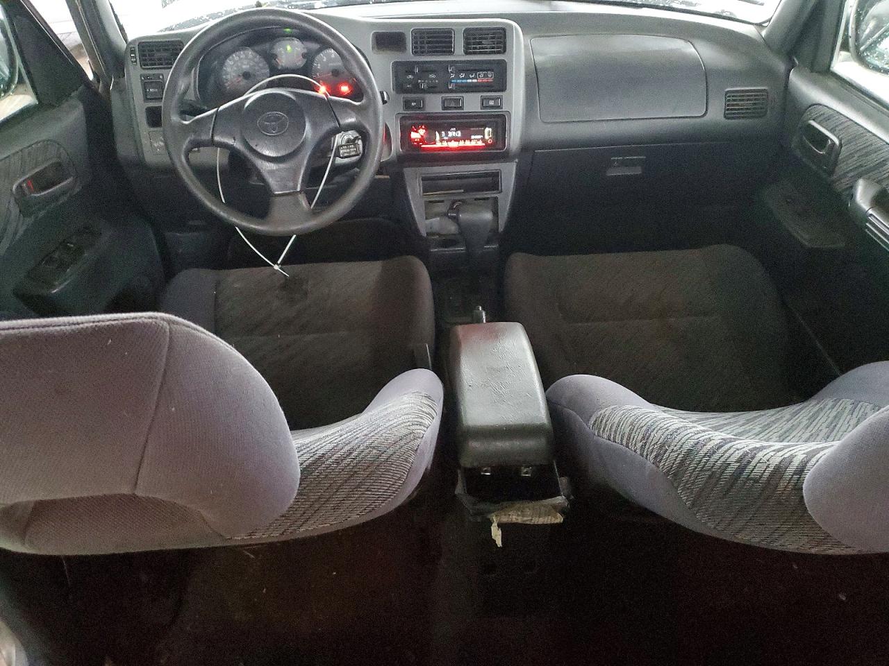 2000 TOYOTA RAV4 photo 8