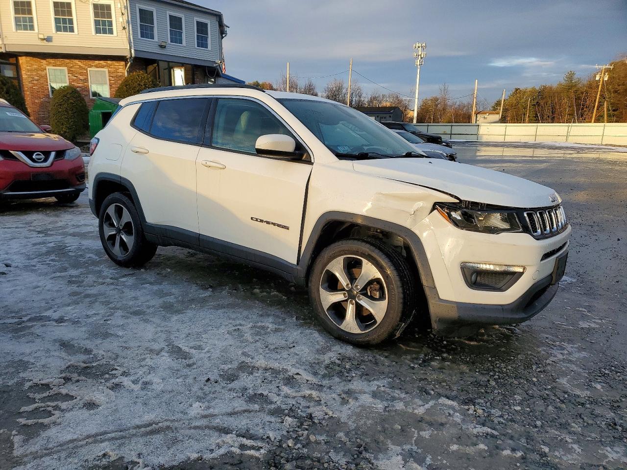 2017 JEEP COMPASS LATITUDE photo 4