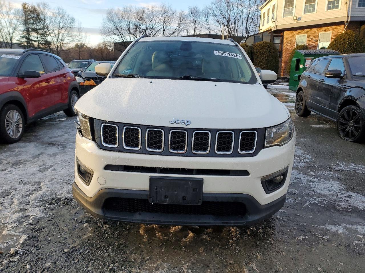 2017 JEEP COMPASS LATITUDE photo 5