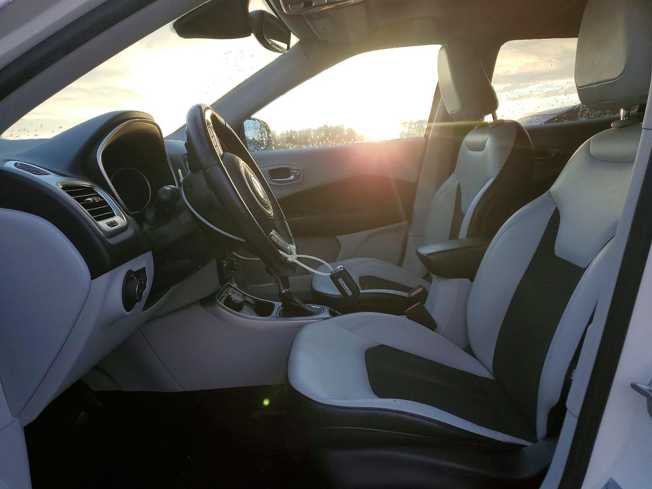 2017 JEEP COMPASS LATITUDE photo 7
