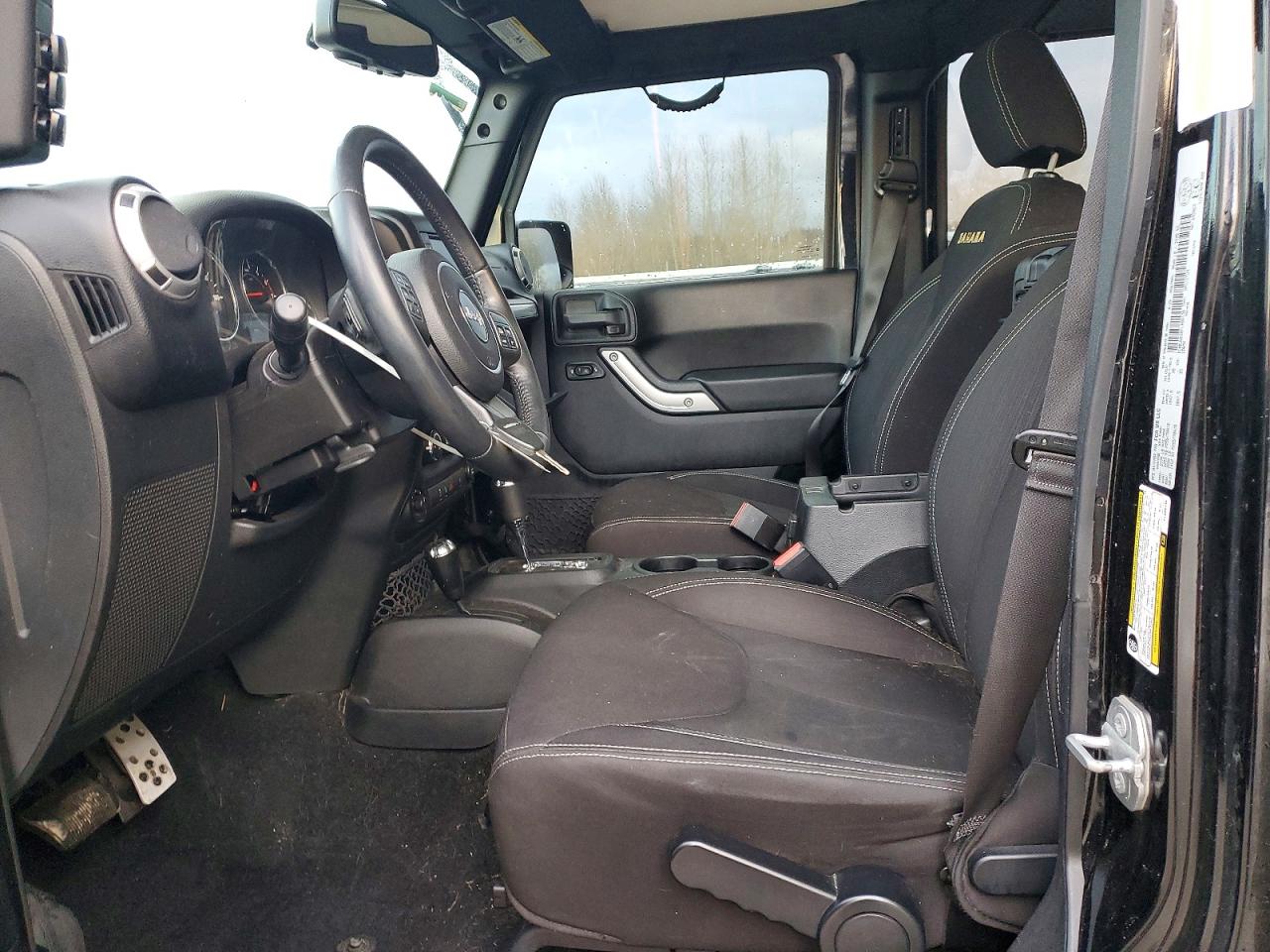 2015 JEEP WRANGLER UNLIMITED SAHARA photo 7