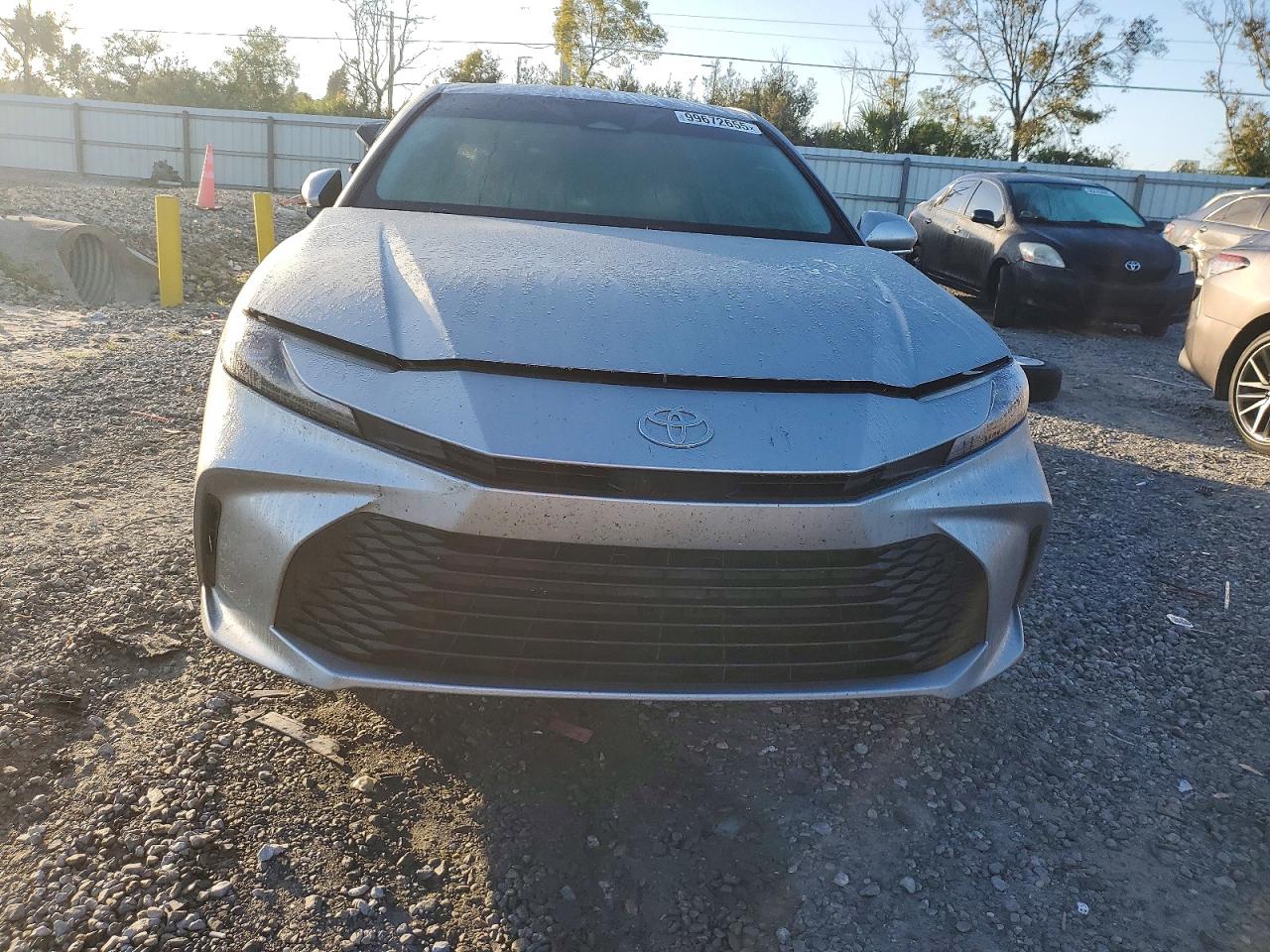 2025 TOYOTA CAMRY XSE photo 5