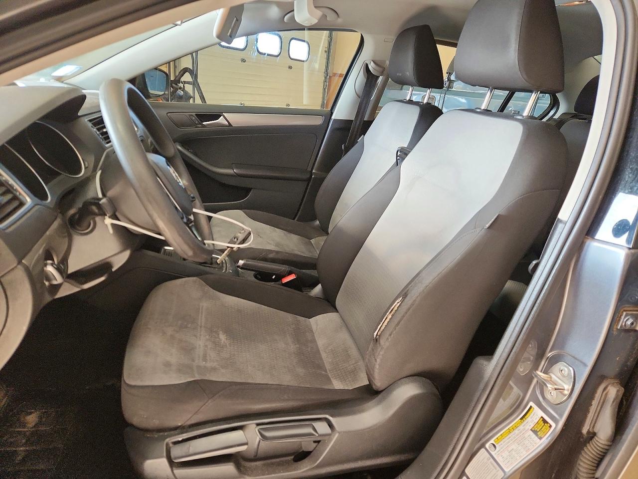 2017 VOLKSWAGEN JETTA S photo 7