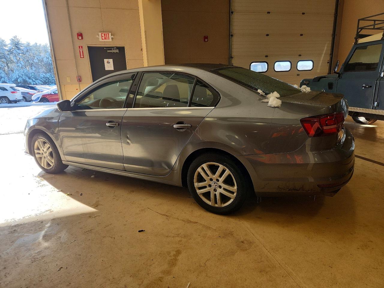 2017 VOLKSWAGEN JETTA S photo 2