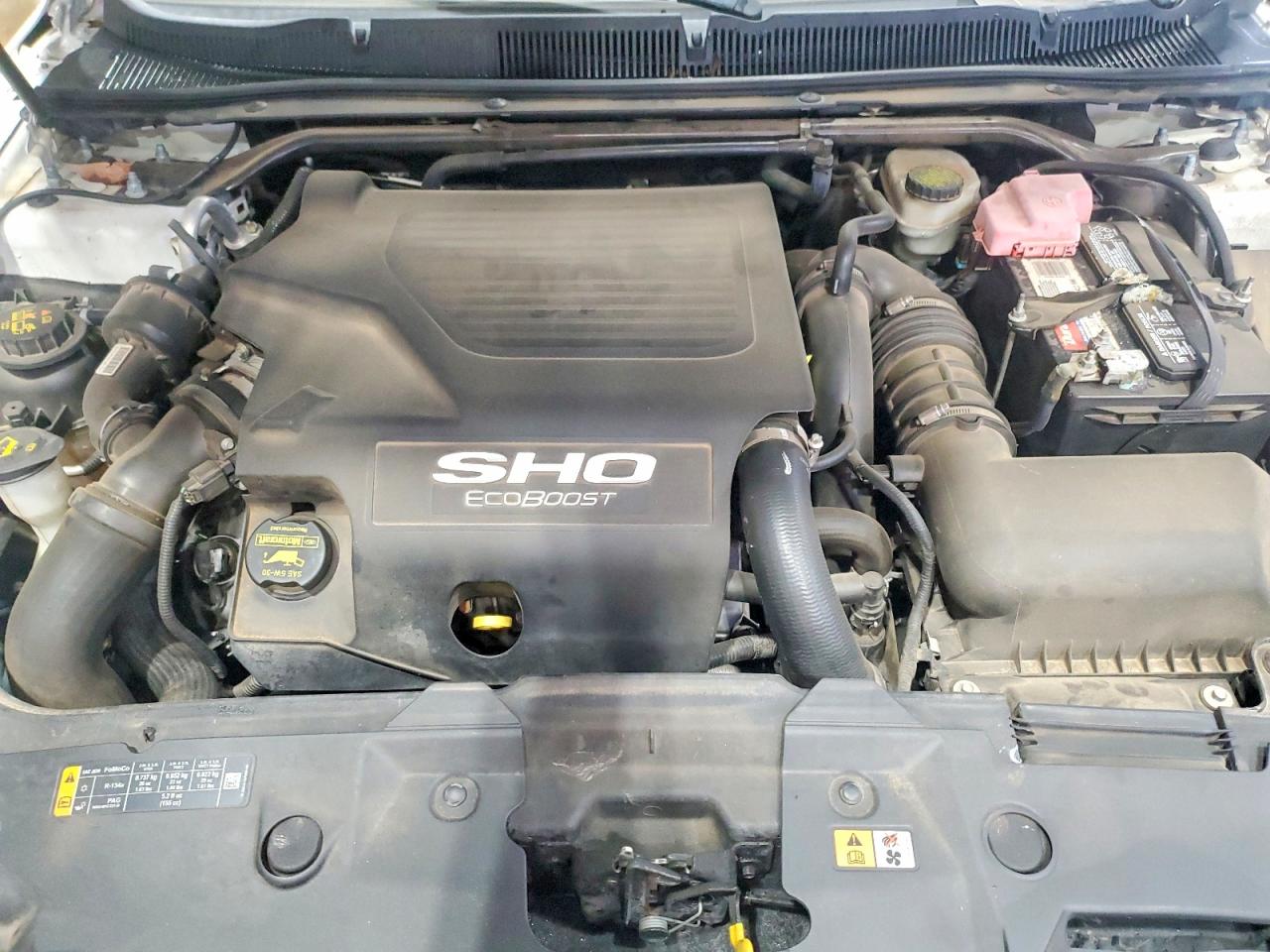 2014 FORD TAURUS SHO photo 11