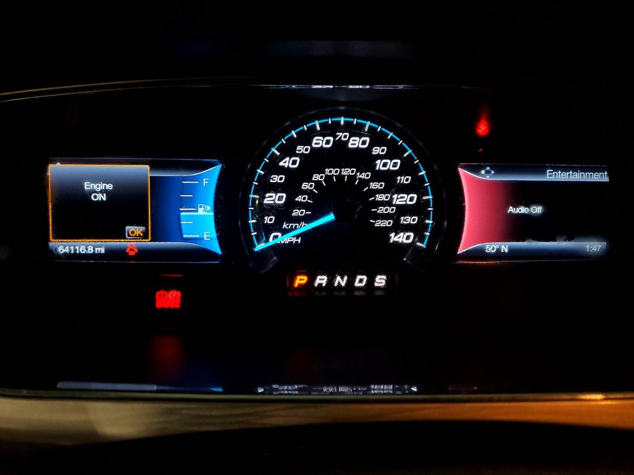 2015 FORD TAURUS SEL photo 9