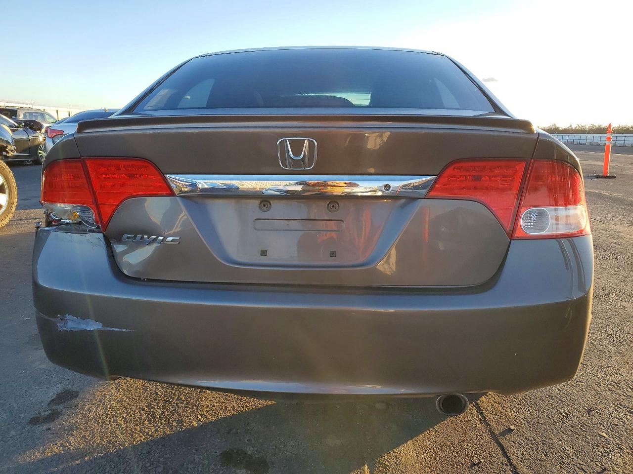 2010 HONDA CIVIC LX-S photo 6