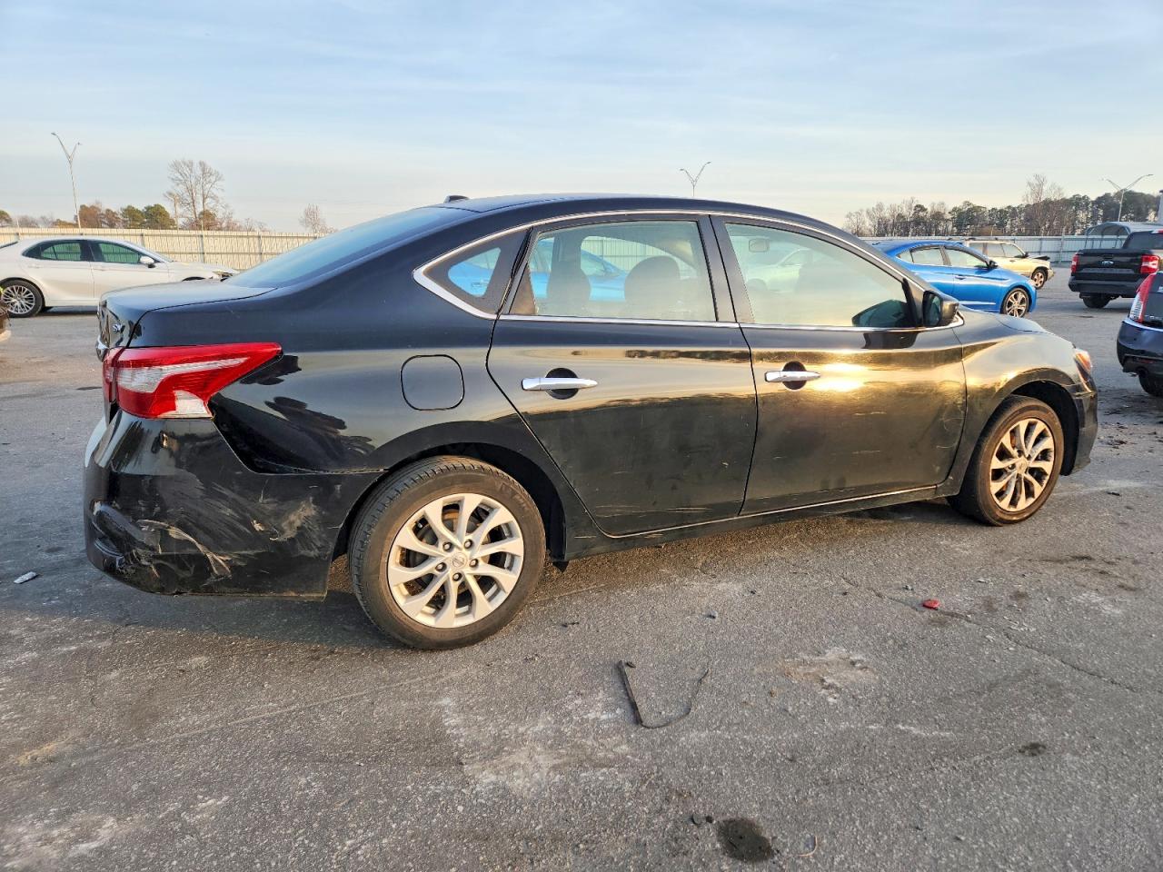 2019 NISSAN SENTRA S photo 3