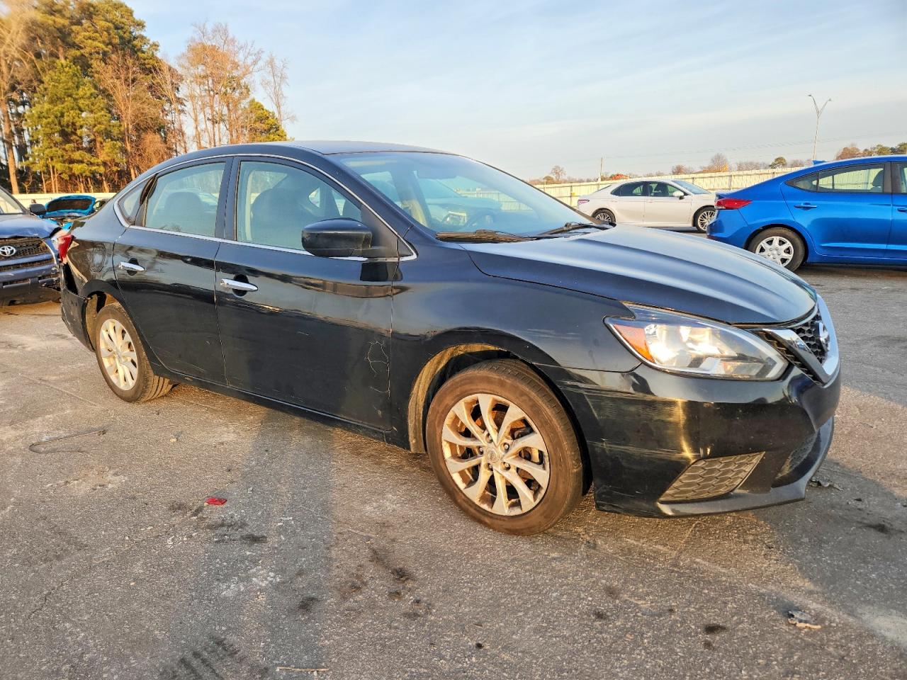 2019 NISSAN SENTRA S photo 4