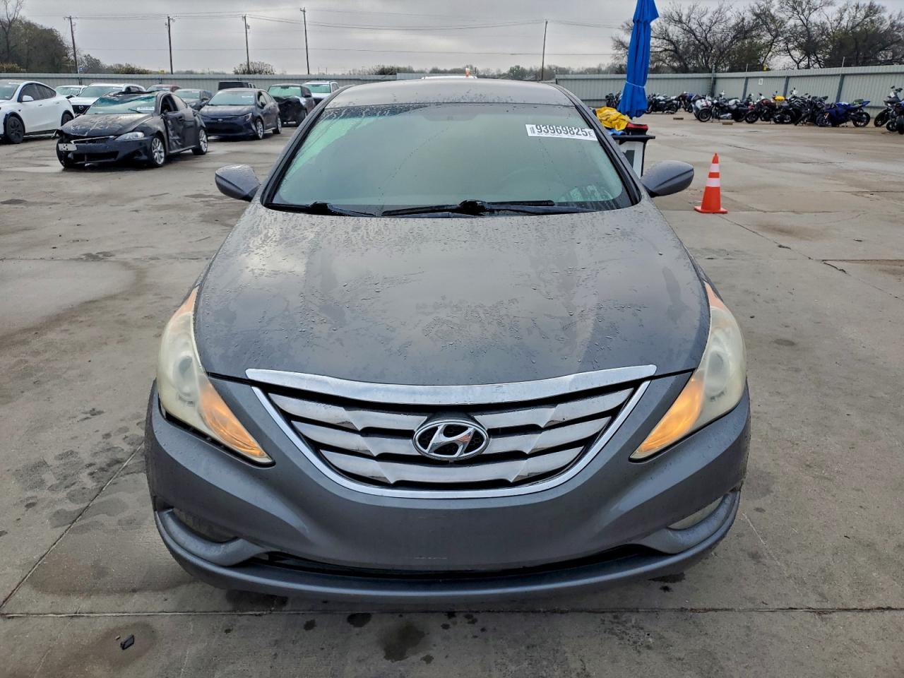 2011 HYUNDAI SONATA SE photo 5