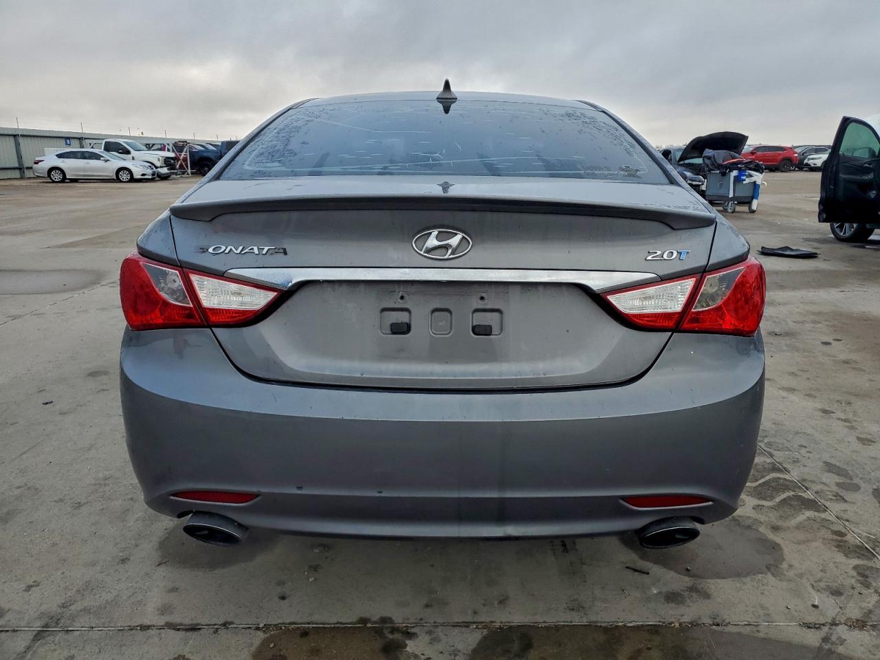 2011 HYUNDAI SONATA SE photo 6