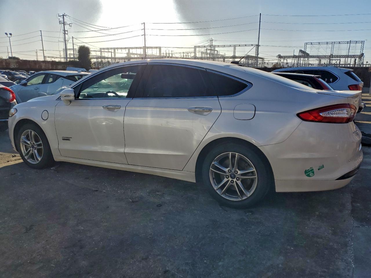 2016 FORD FUSION TITANIUM PHEV photo 2