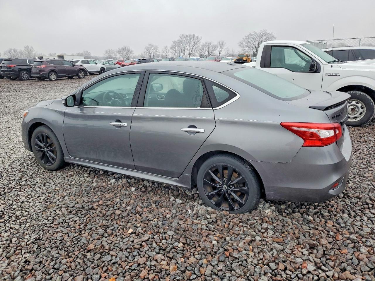 2018 NISSAN SENTRA S photo 2