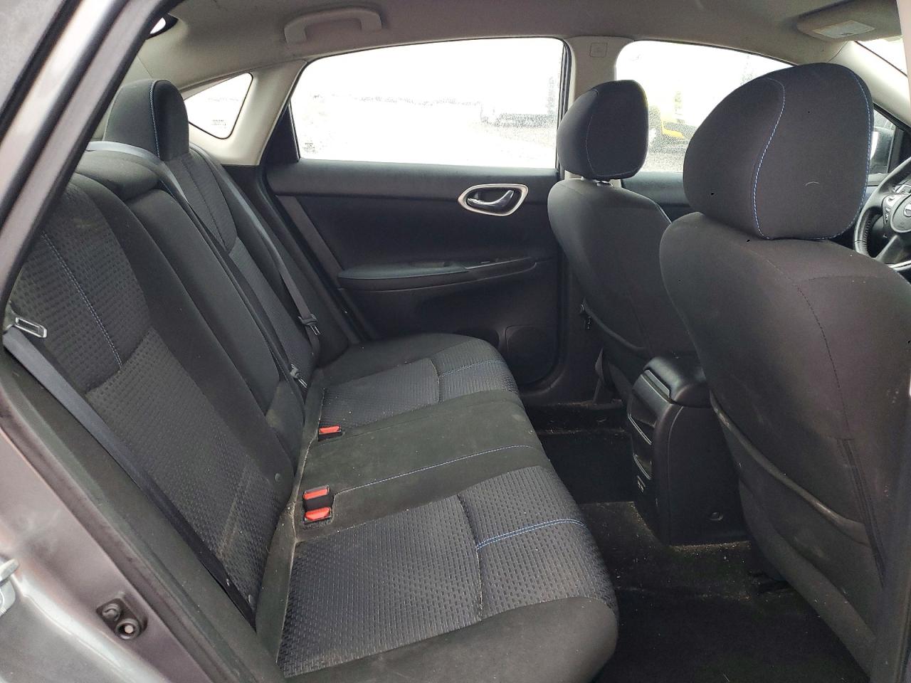 2018 NISSAN SENTRA S photo 10