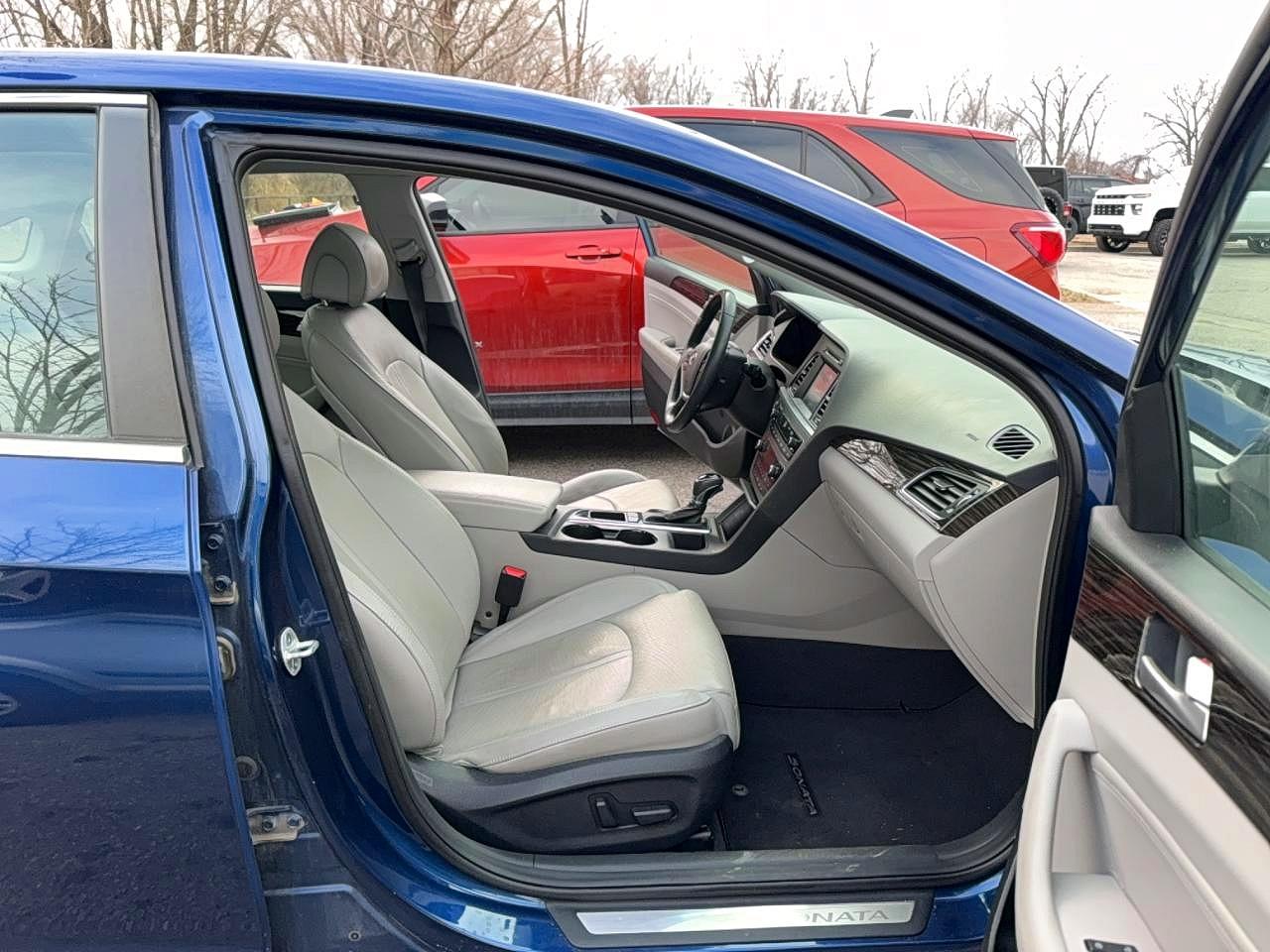 2016 HYUNDAI SONATA SPORT photo 5