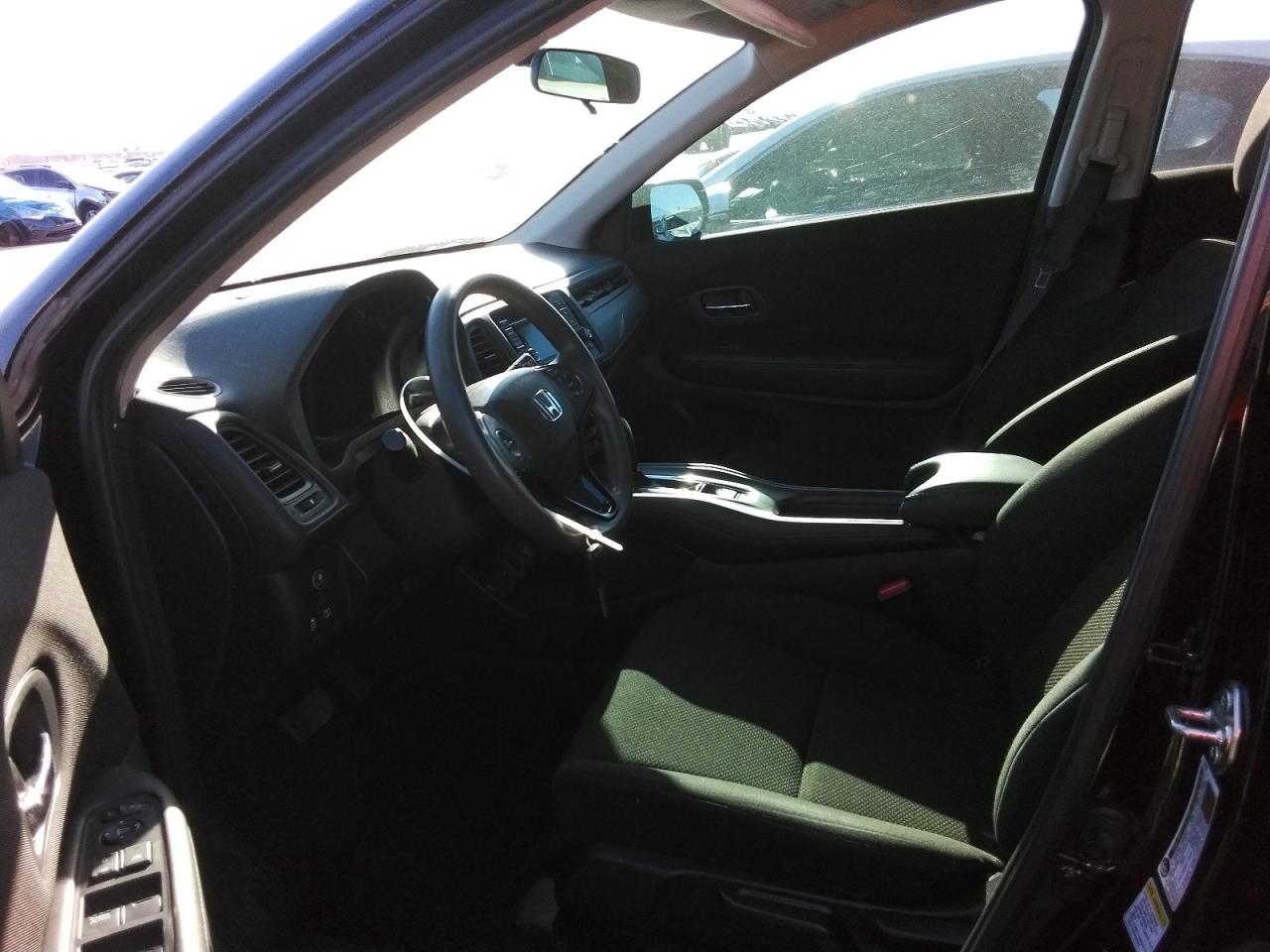 2016 HONDA HR-V LX photo 7