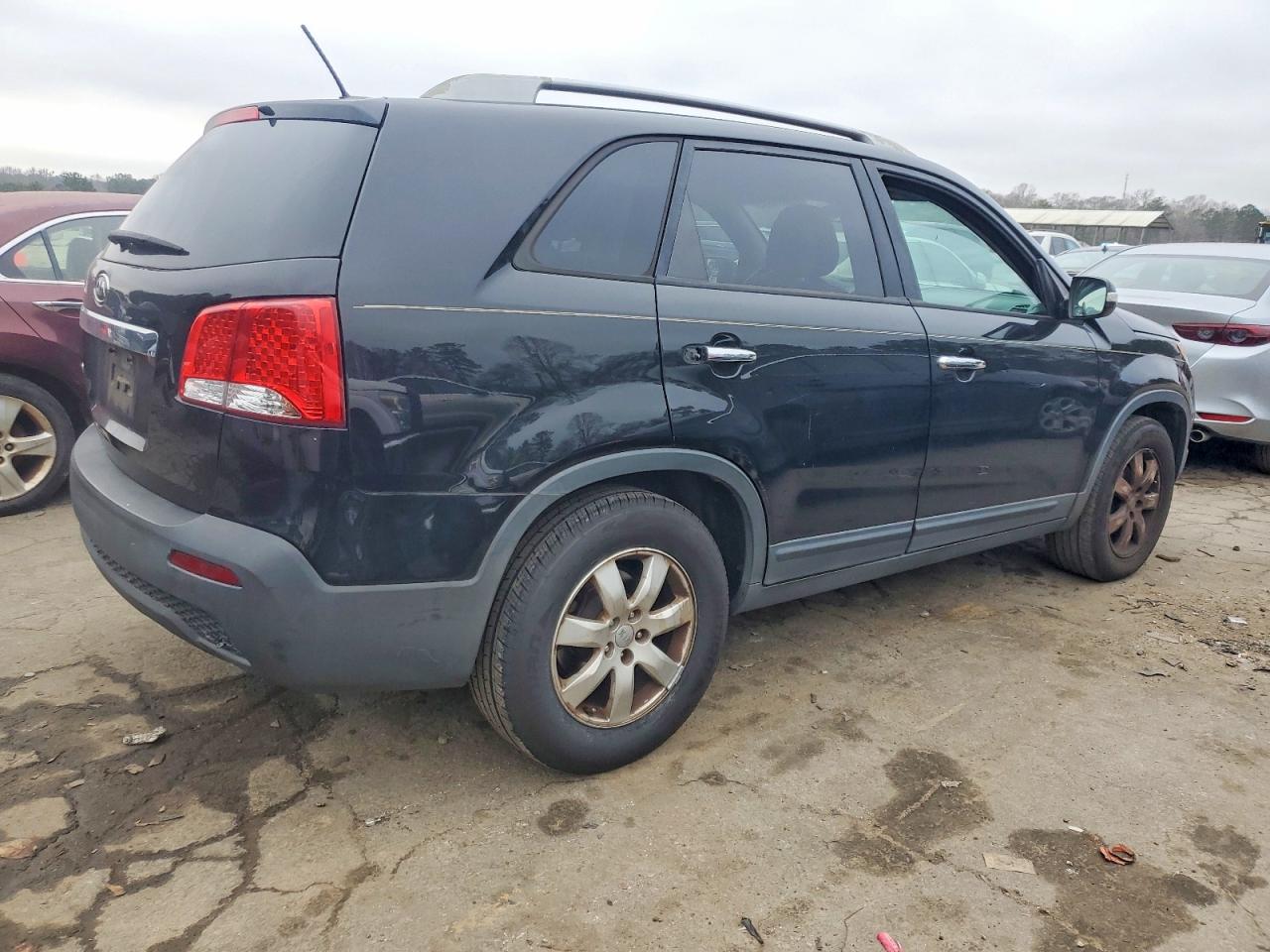 2012 KIA SORENTO BASE photo 3