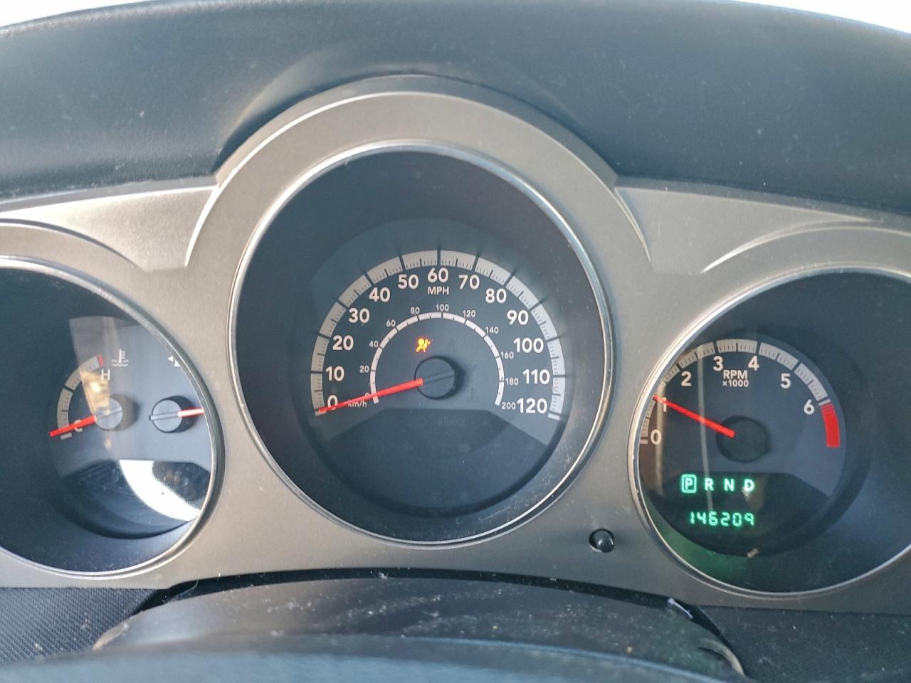 2010 DODGE AVENGER EXPRESS photo 9