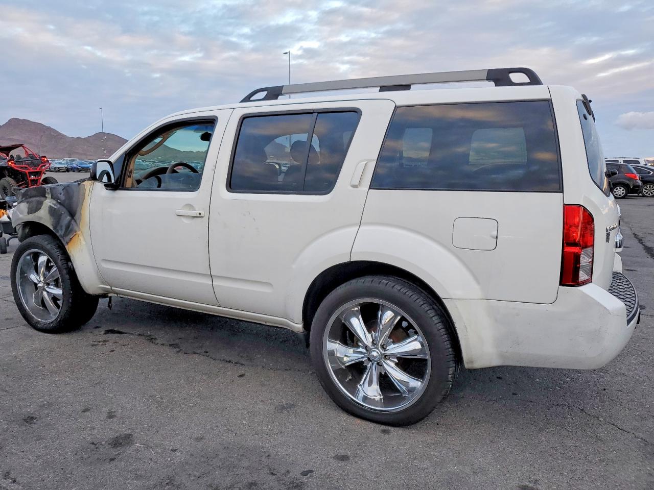2008 NISSAN PATHFINDER S photo 3