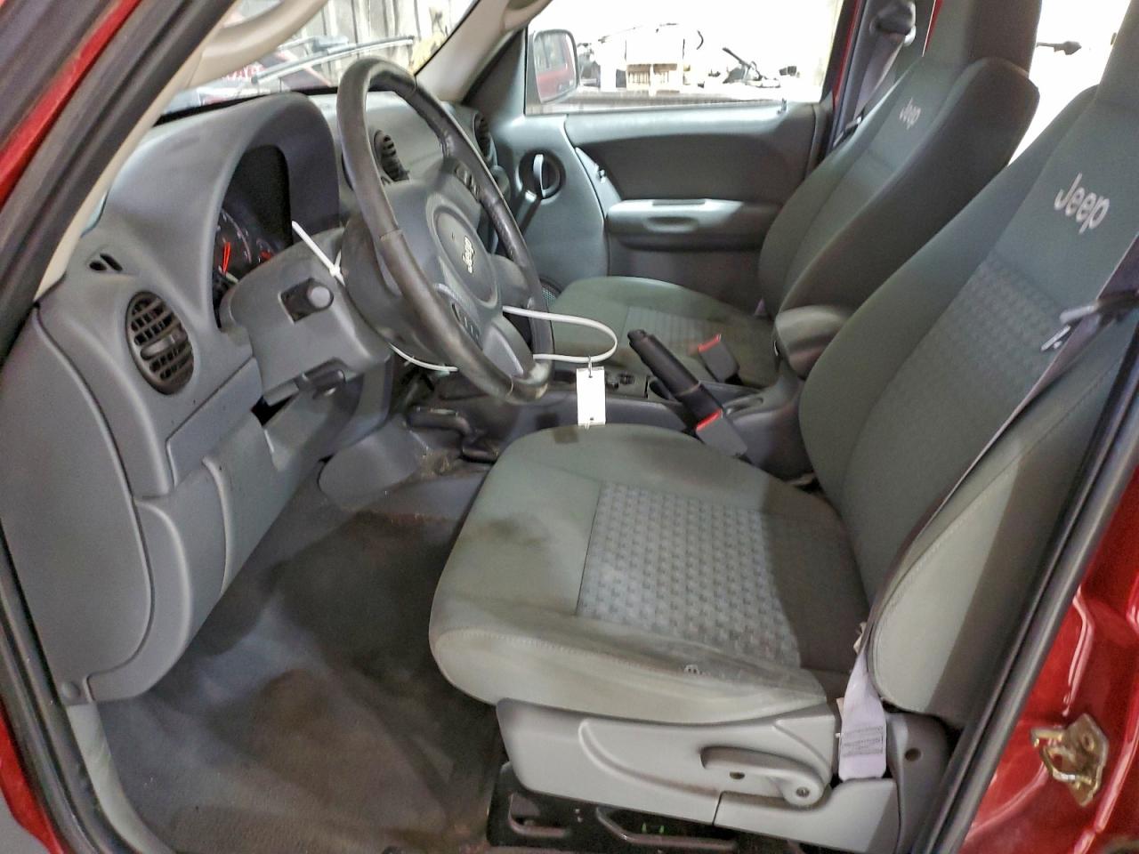 2005 JEEP LIBERTY RENEGADE photo 13