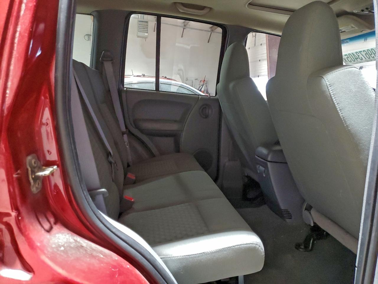 2005 JEEP LIBERTY RENEGADE photo 21