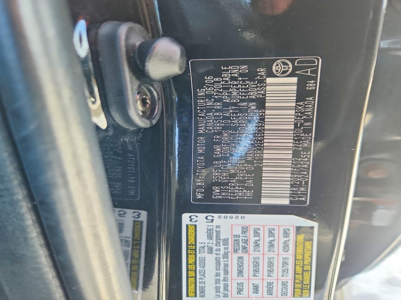 2006 TOYOTA COROLLA S photo 13