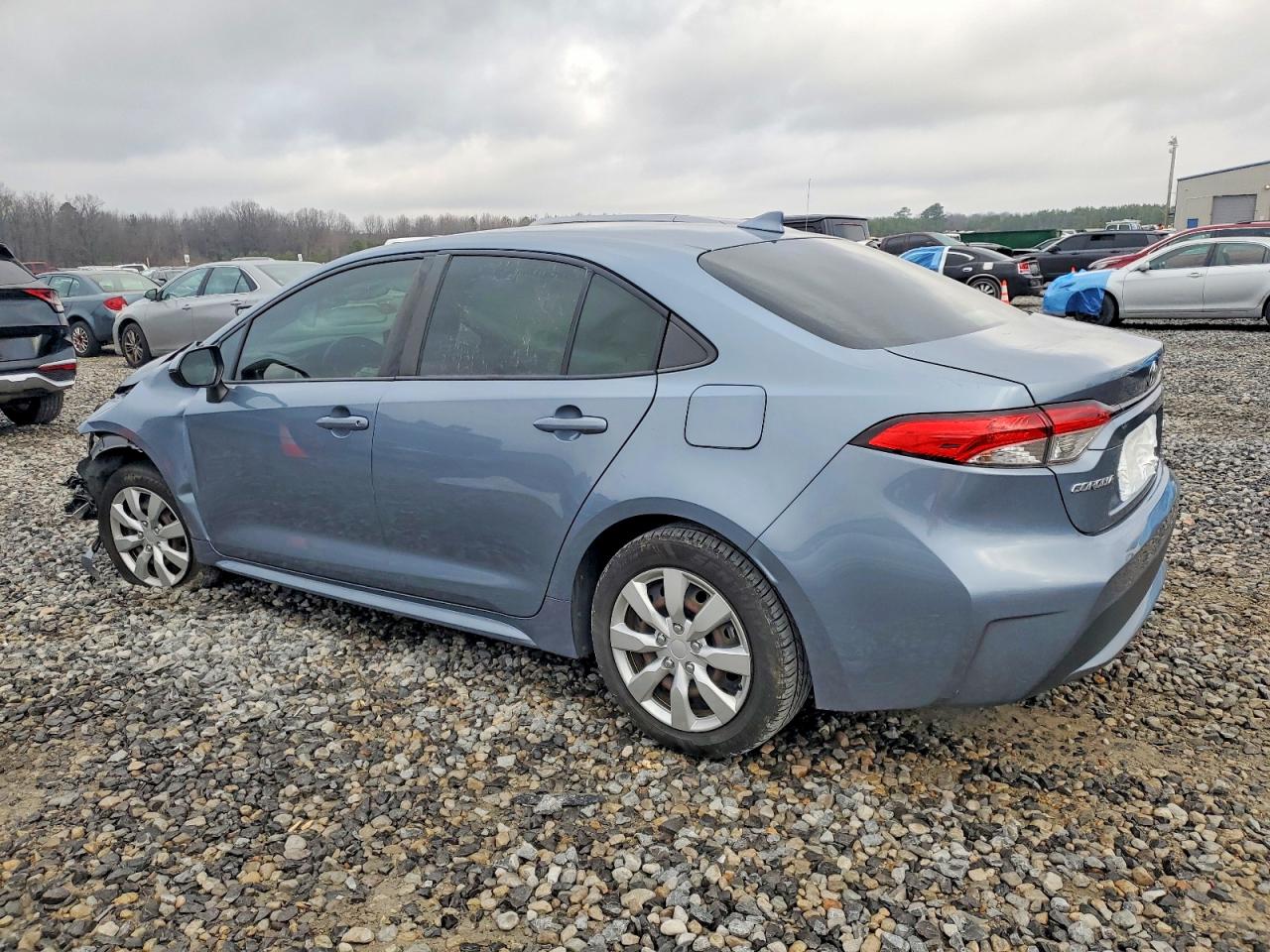 2022 TOYOTA COROLLA LE photo 2