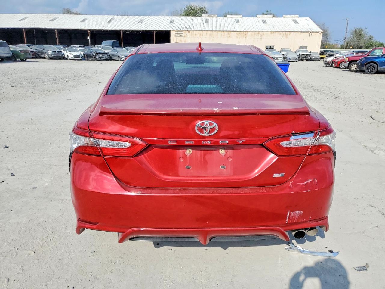 2019 TOYOTA CAMRY L photo 6