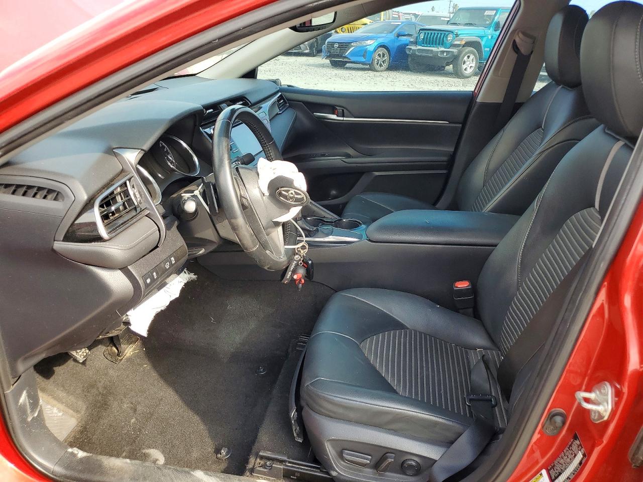 2019 TOYOTA CAMRY L photo 7