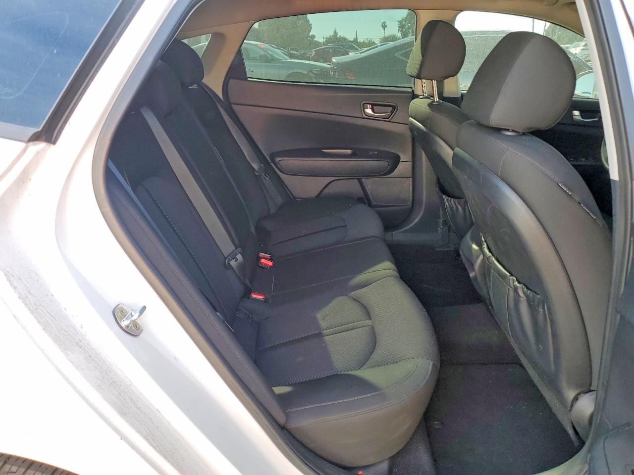 2016 KIA OPTIMA LX photo 10