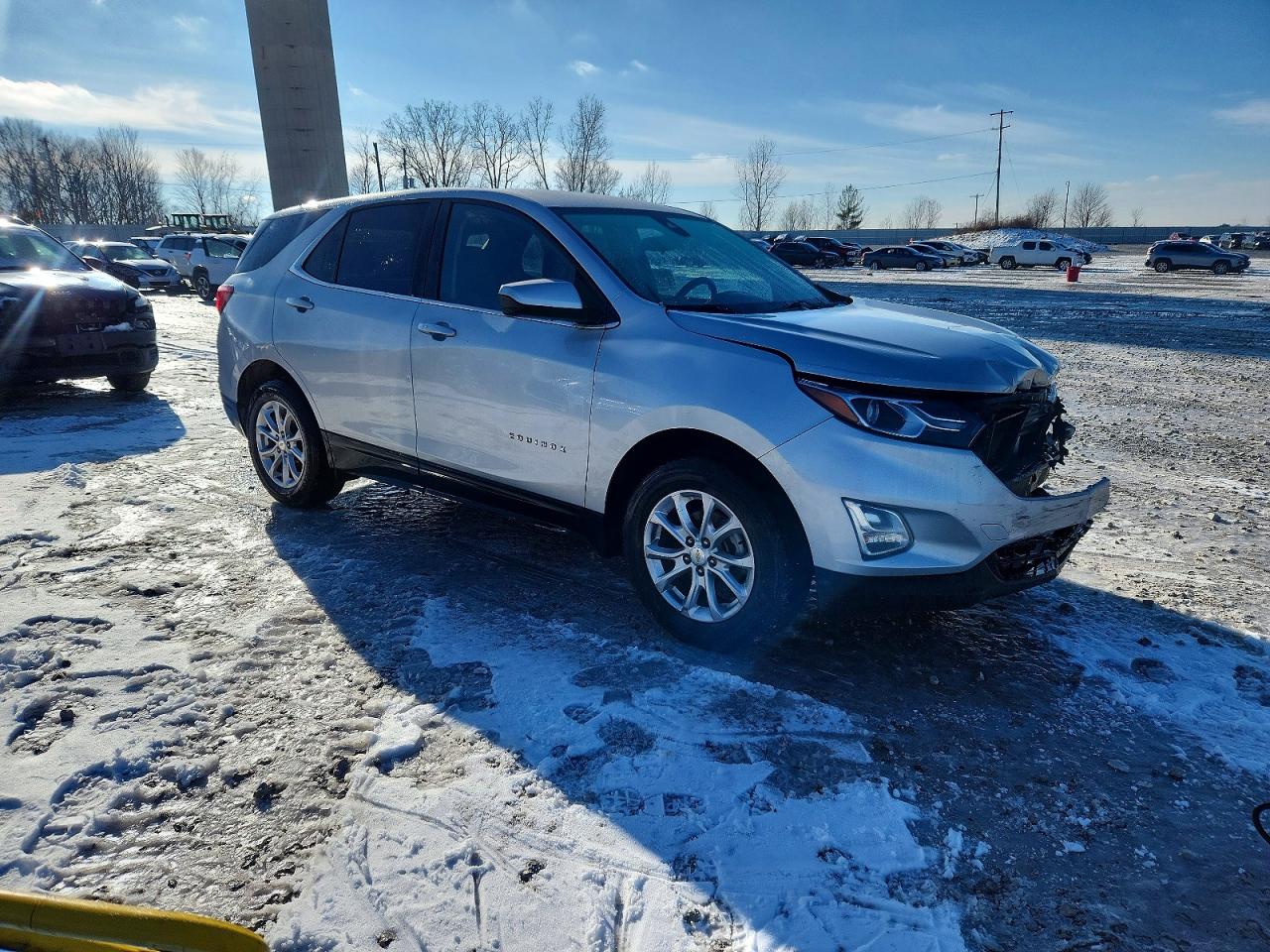 2021 CHEVROLET EQUINOX LT photo 4