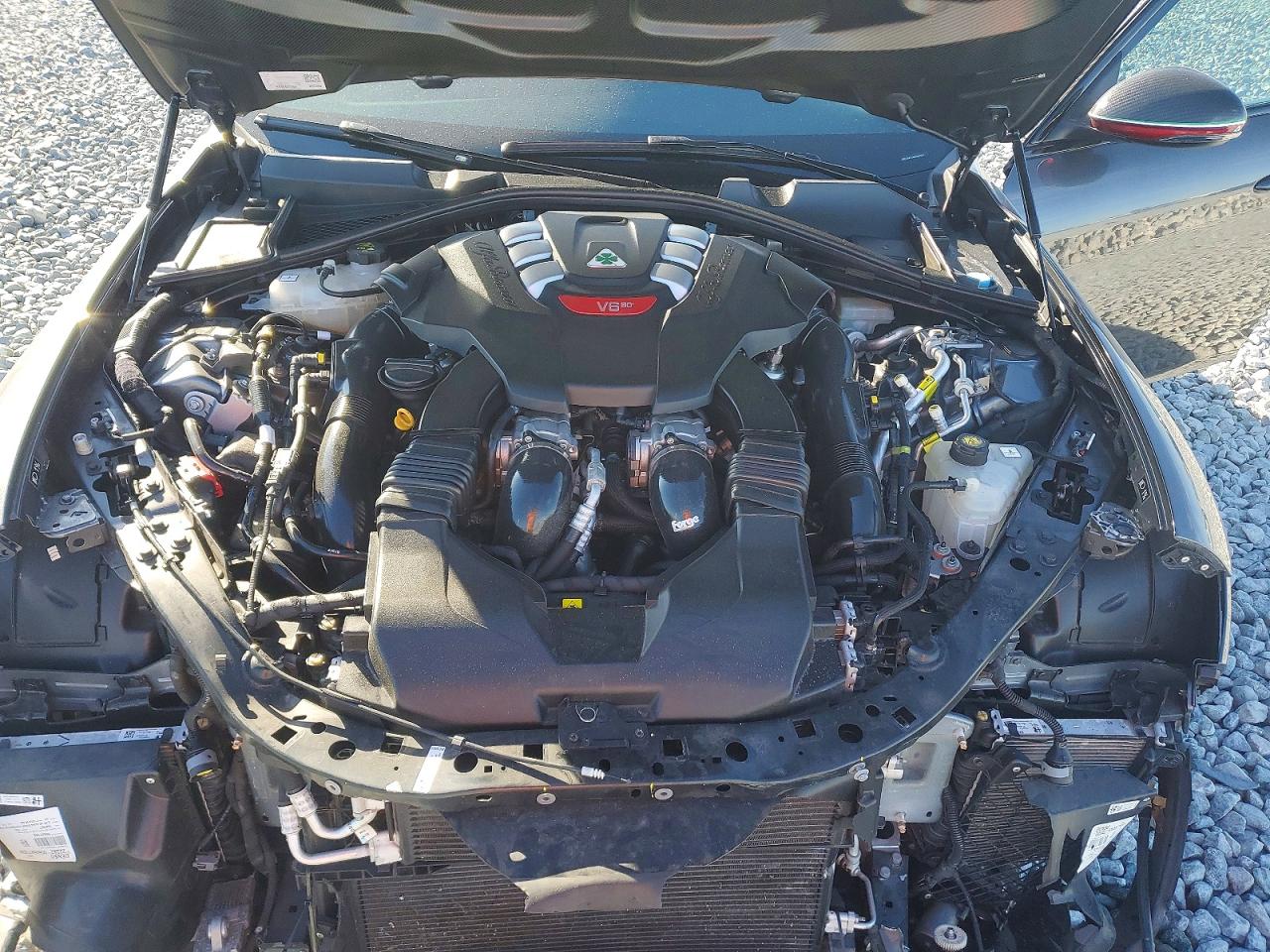 2021 ALFA ROMEO GIULIA QUADRIFOGLIO photo 11