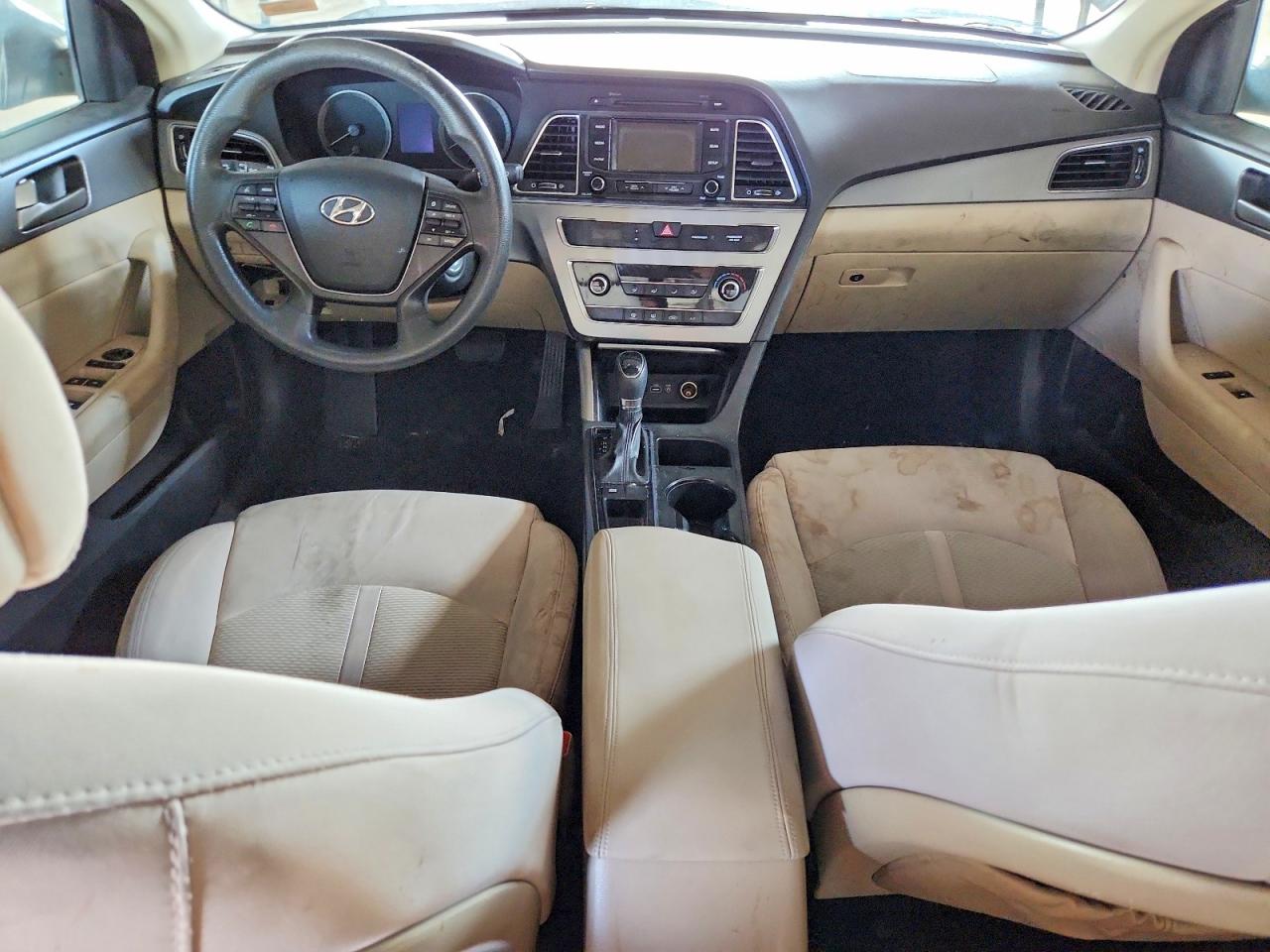 2015 HYUNDAI SONATA SE photo 8