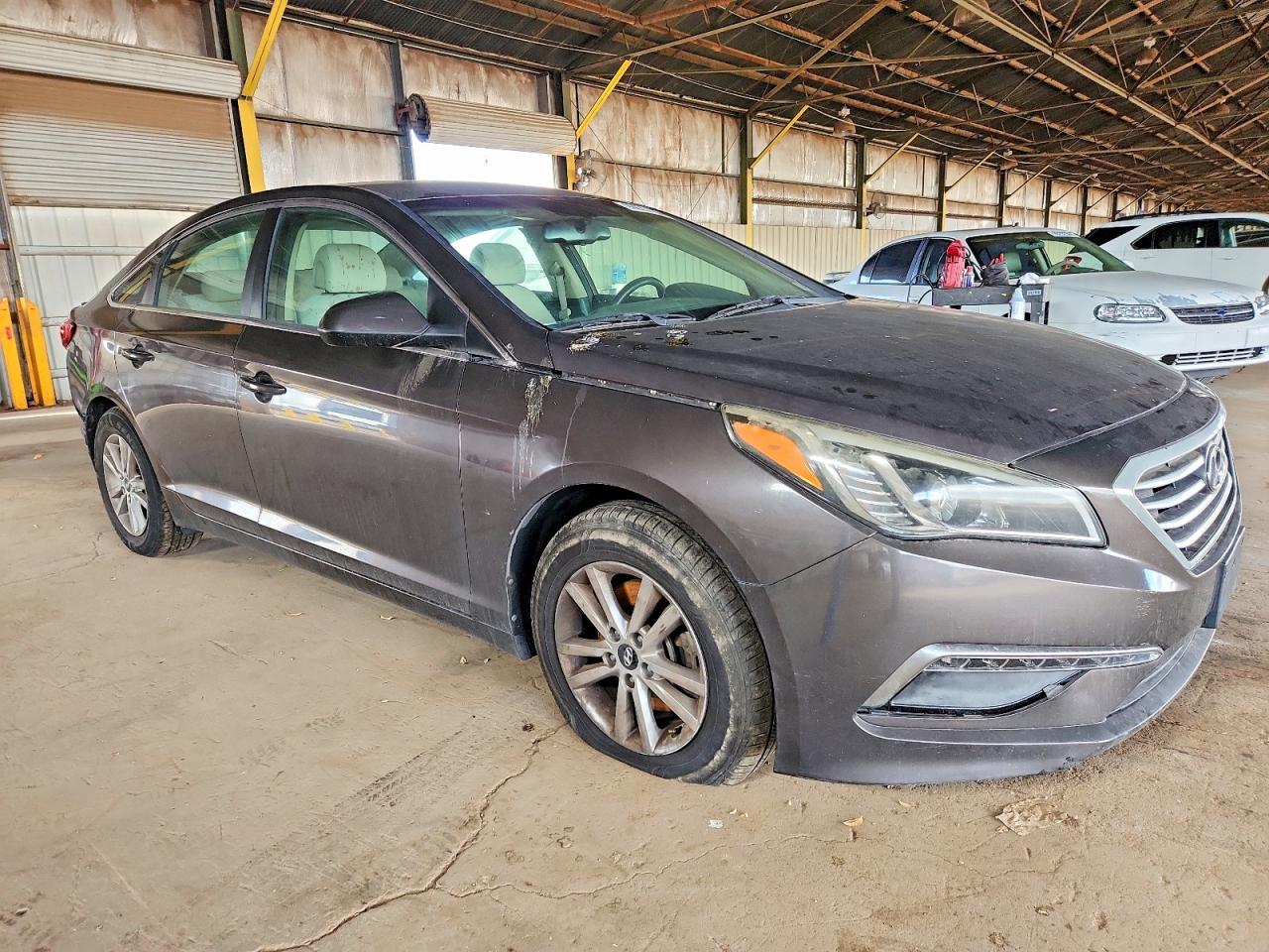 2015 HYUNDAI SONATA SE photo 4