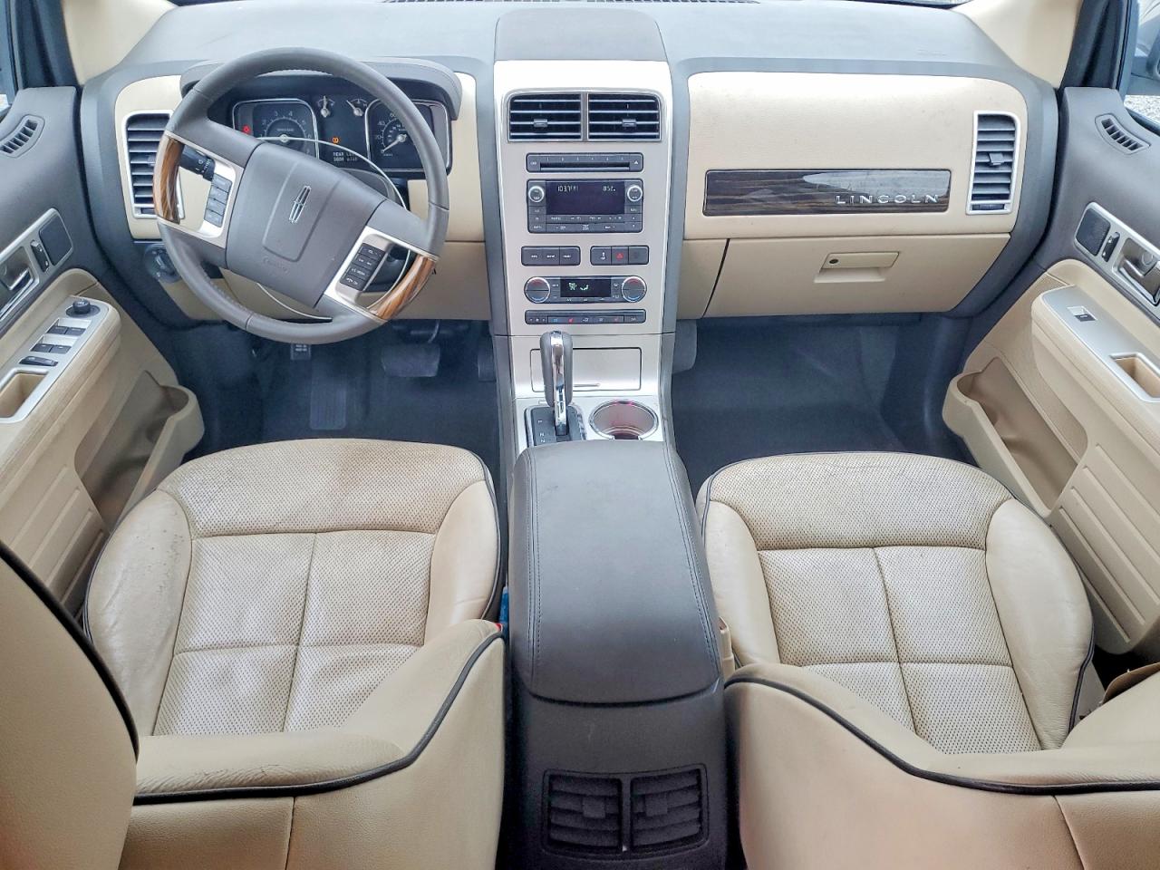 2010 LINCOLN MKX photo 8