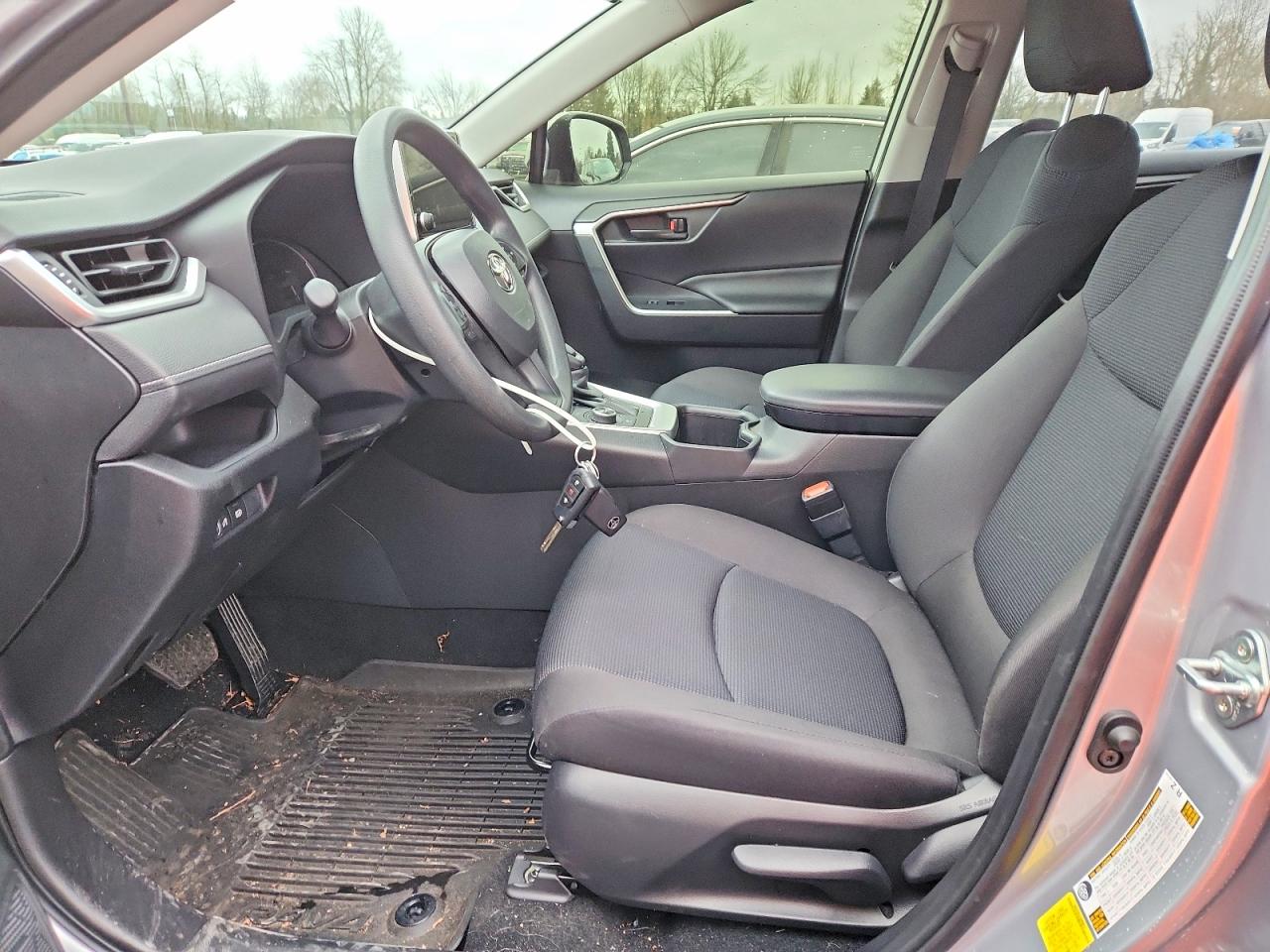 2025 TOYOTA RAV4 LE photo 7