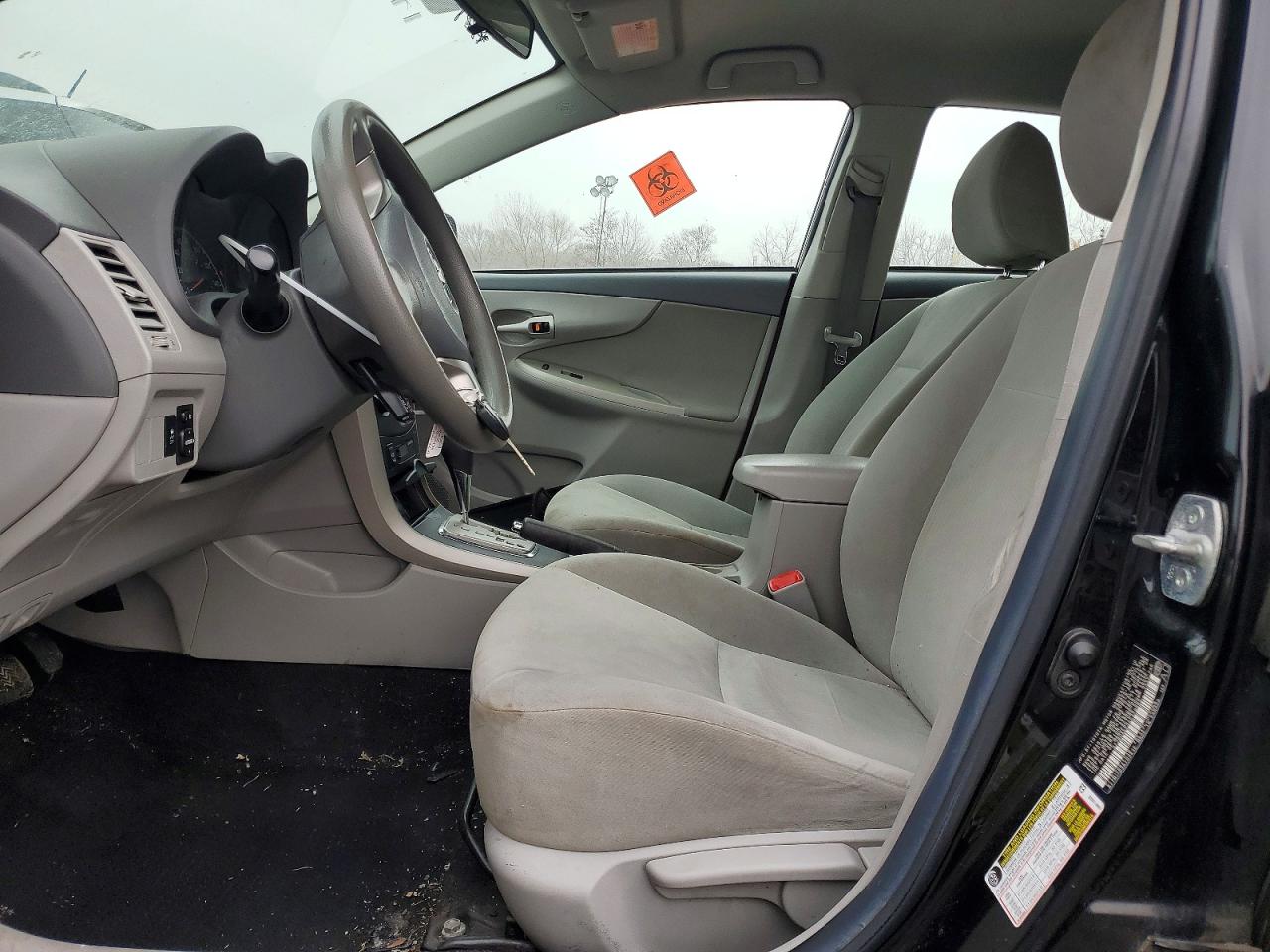 2010 TOYOTA COROLLA BASE photo 7