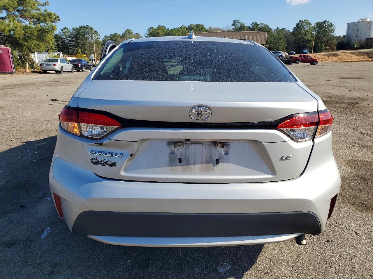 2020 TOYOTA COROLLA LE photo 6