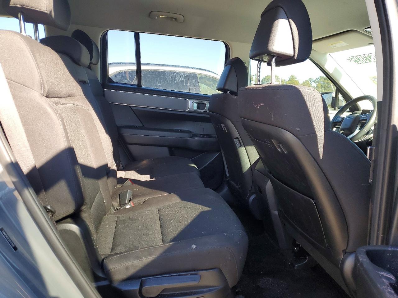 2025 HYUNDAI SANTA FE SE photo 11