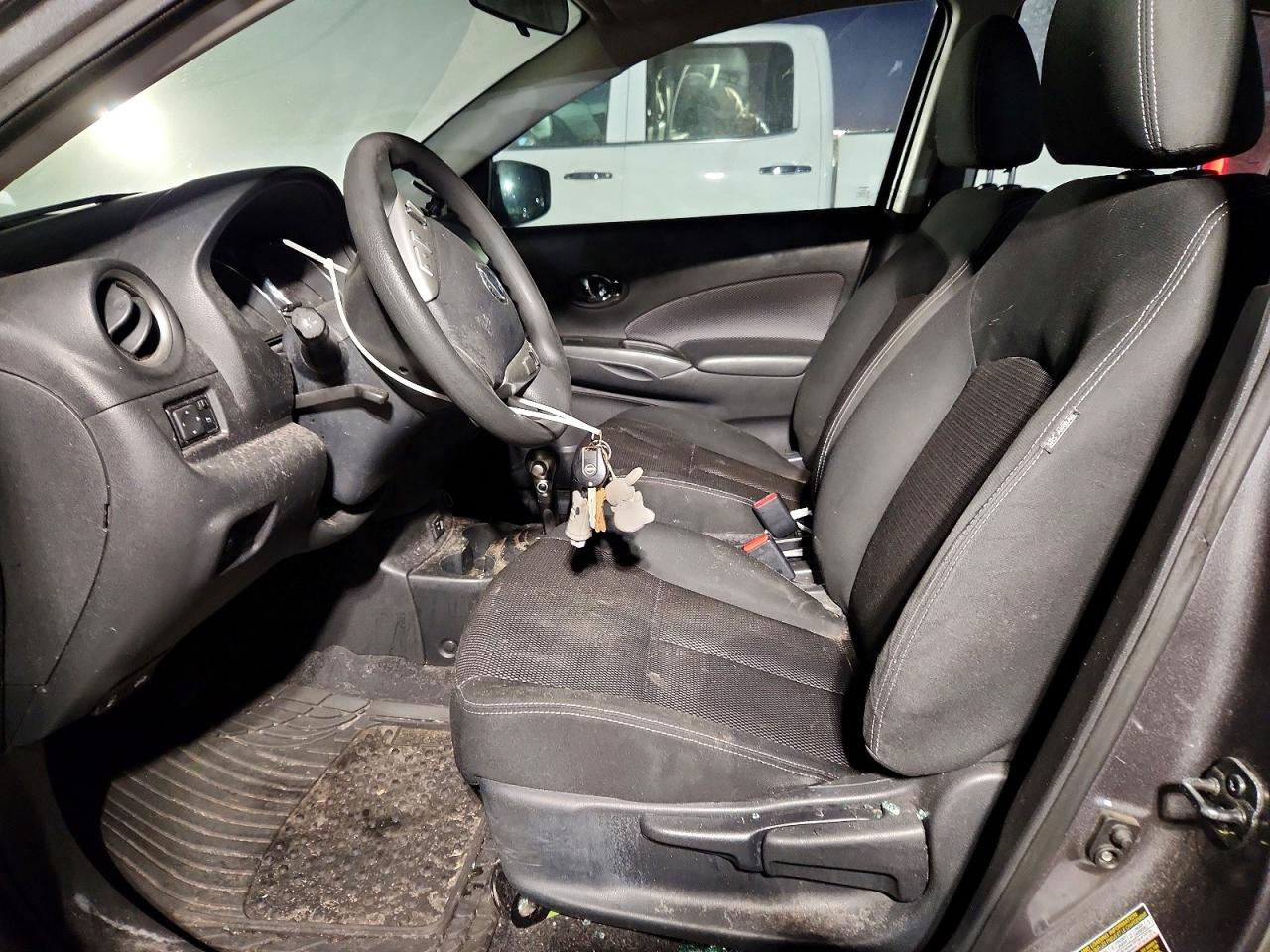 2018 NISSAN VERSA S photo 7