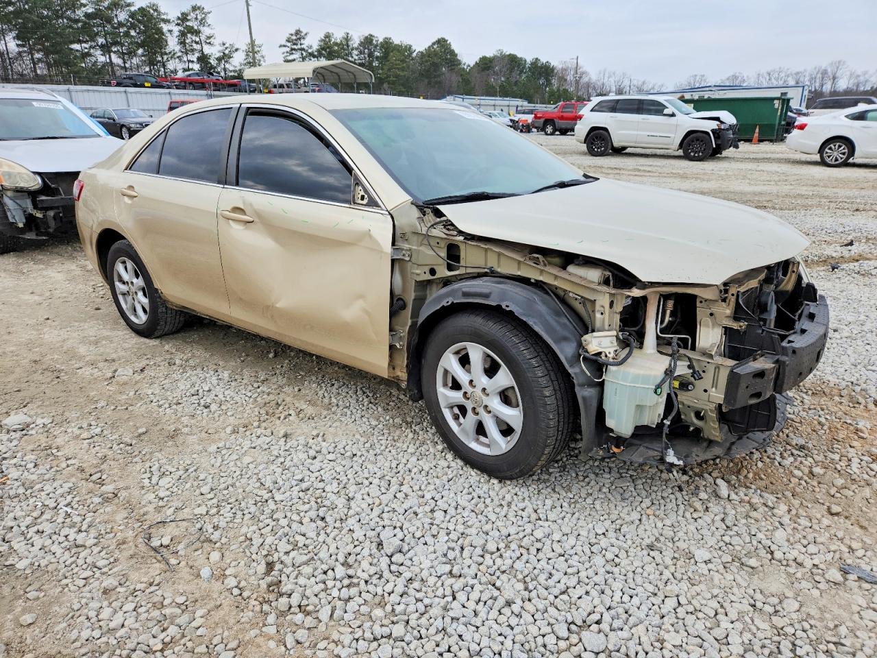 2011 TOYOTA CAMRY BASE photo 4