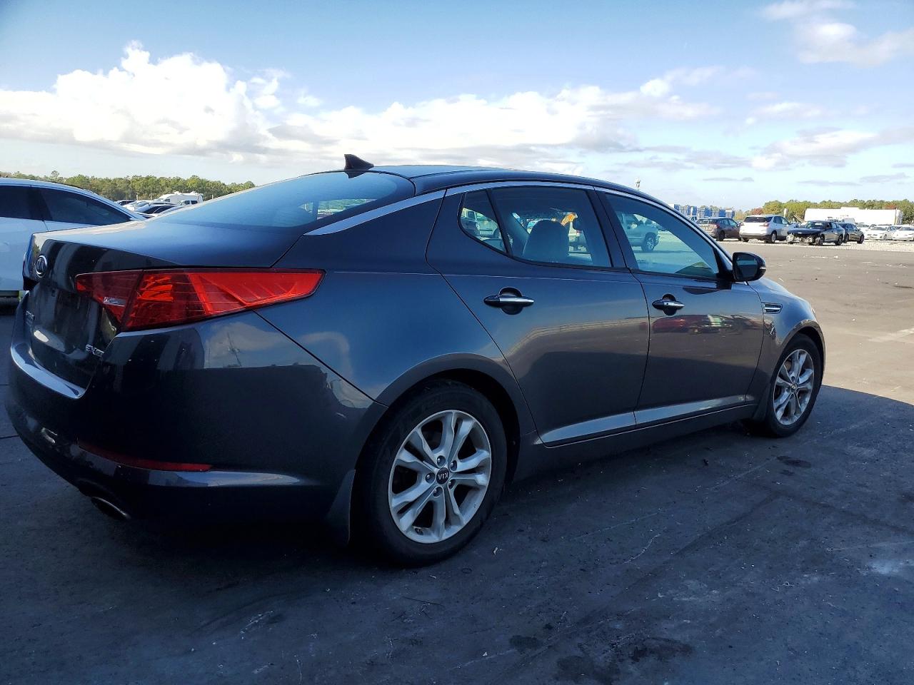 2011 KIA OPTIMA EX photo 3