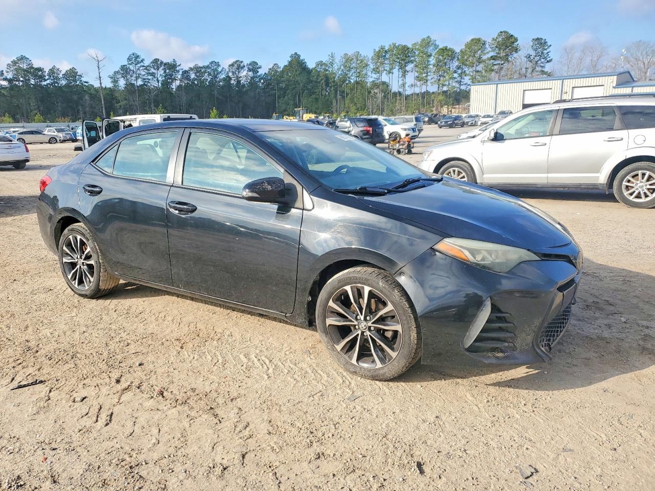 2018 TOYOTA COROLLA L photo 7